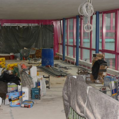 Freitag, 2. Februar 2018: Gang zwischen Turnhalle und Hauptgebäude